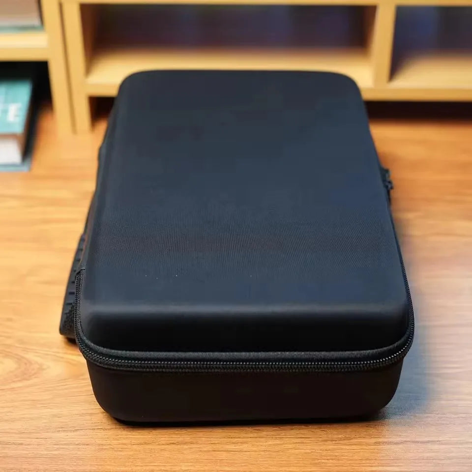 8-Slot Zippered Hard-Shell Watch Case