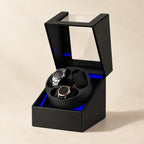 Lacquered 3-watch winder in black with interior light, lid open