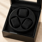 Close-up of the cushioned pillows and the lacquered lid hinge